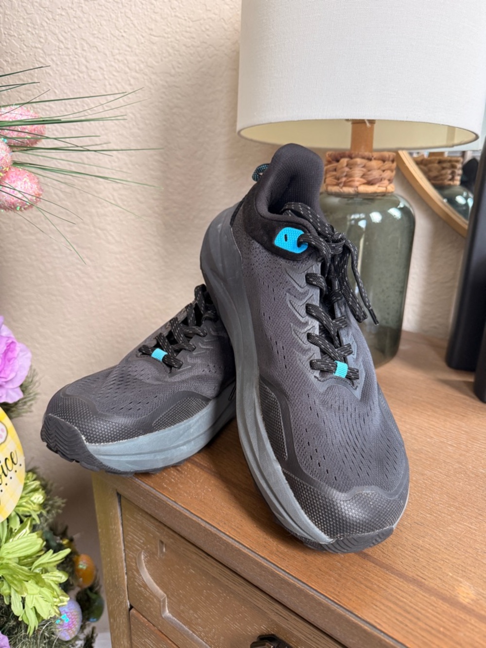 Norti V8 shoes